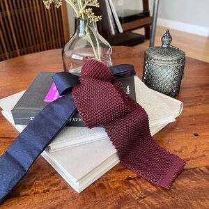Elegant Burgundy / Maroon Knit Tie
